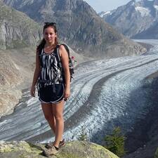 Nadine, Airbnb guest