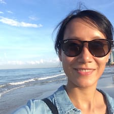 Phuong, Airbnb guest