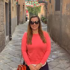 Angela, Airbnb guest